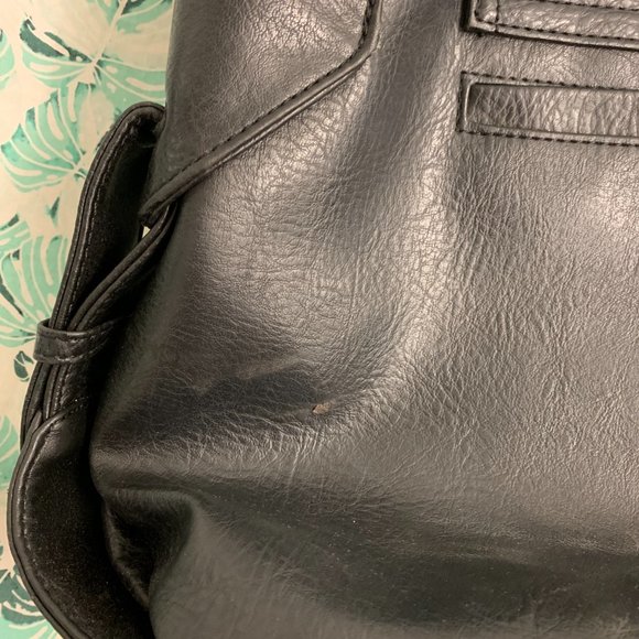 MATT & NATT black vegan leather shoulder bag - Picture 9 of 10